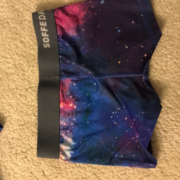 Spandex - Picture 6 of 6